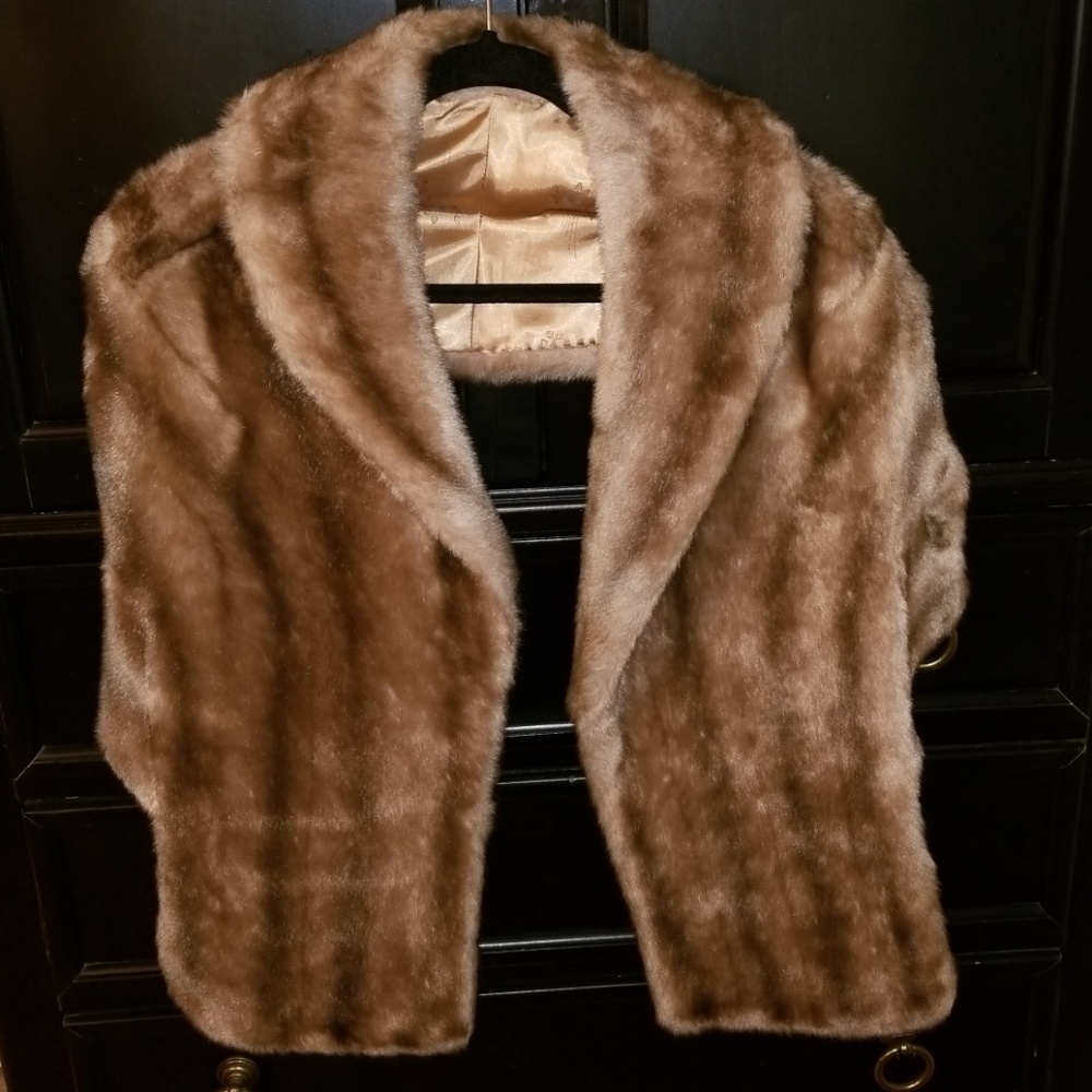 Gorgeous Vintage Fur stole